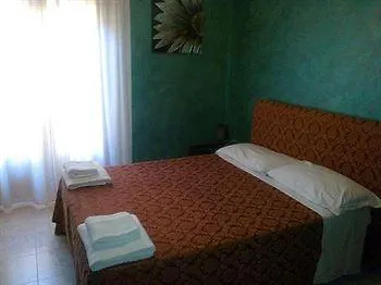 Alojamento de Acomodação e Pequeno-almoço Sant'antonio Garden