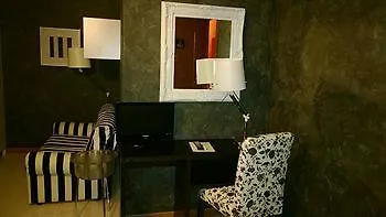 Alojamento de Acomodação e Pequeno-almoço Sant'antonio Garden