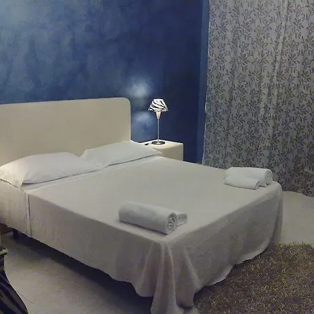 Sant'antonio Garden Bed & Breakfast 2*