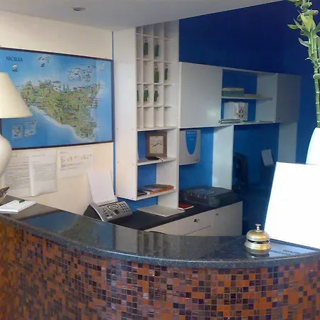 Alojamento de Acomodação e Pequeno-almoço Sant'antonio Garden